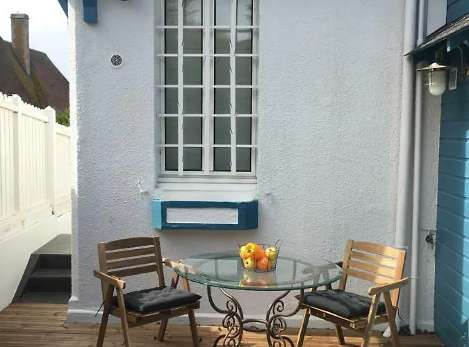 Sophie * טרוביל-סור-מאר